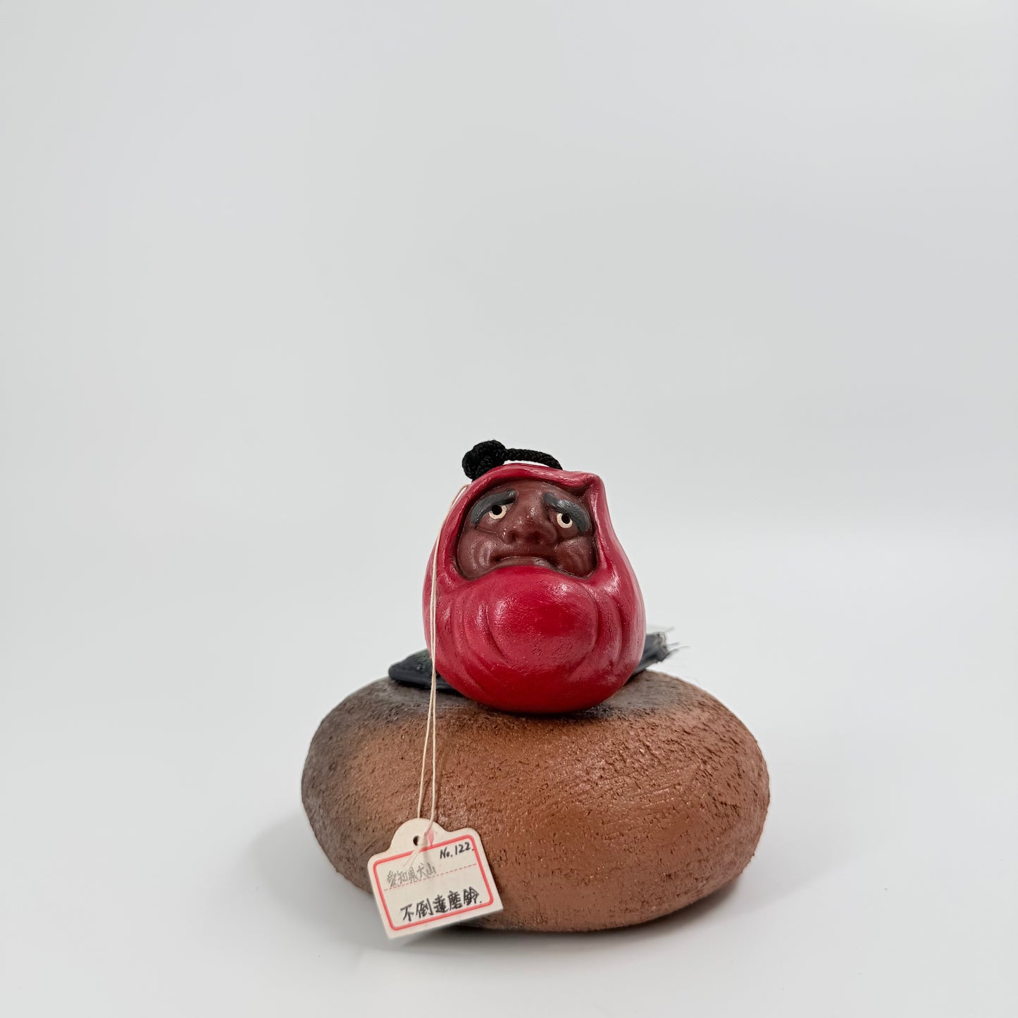 Daruma Statue – Red Ceramic Good Luck Ornament | 達磨