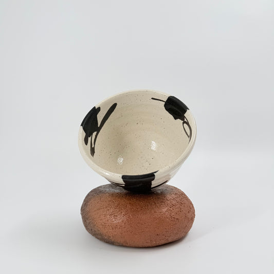 Chawan – “Sumi Brush” Pattern Ceramic Tea Bowl | 墨刷茶碗