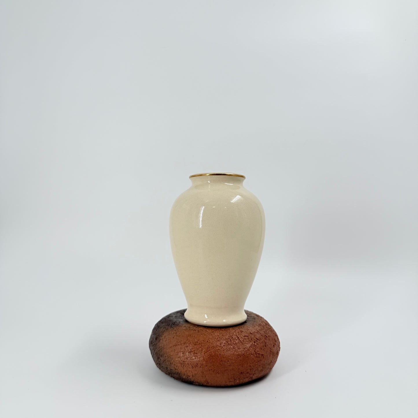 Japanese Ceramic Vase – “Take Hana” Bamboo & Floral Pattern Decorative Vase |  竹花